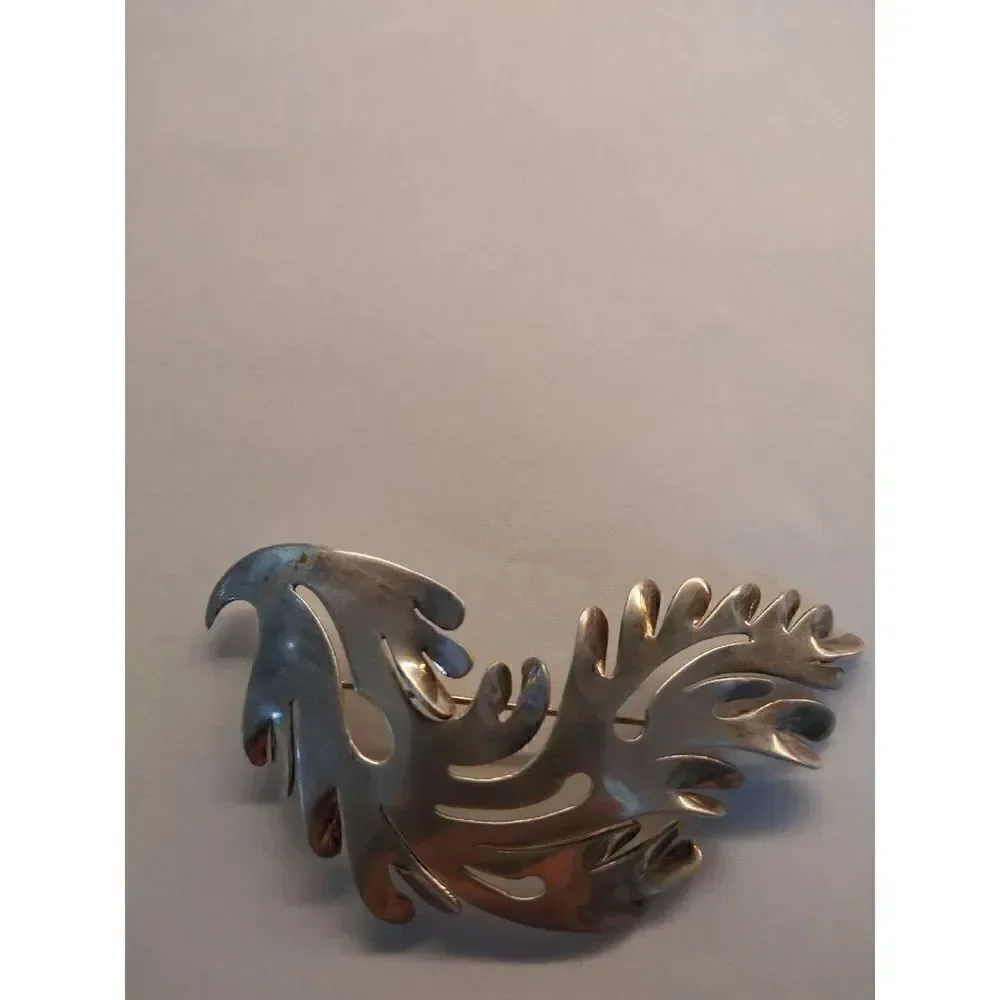 Sterling Silver Swirl Pin